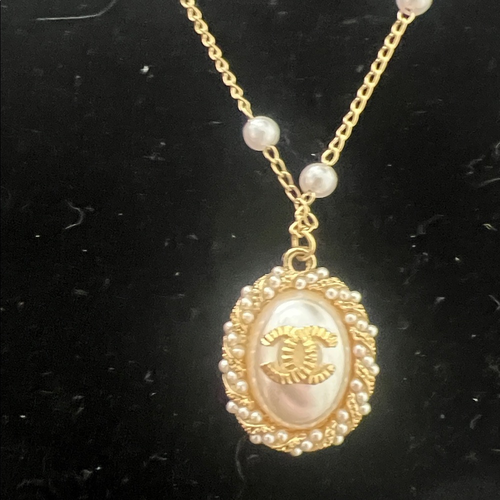 Necklace - Picture 2 of 2